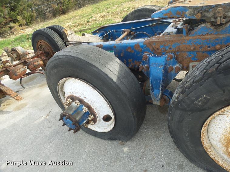 image for item K5572 Axles and tires