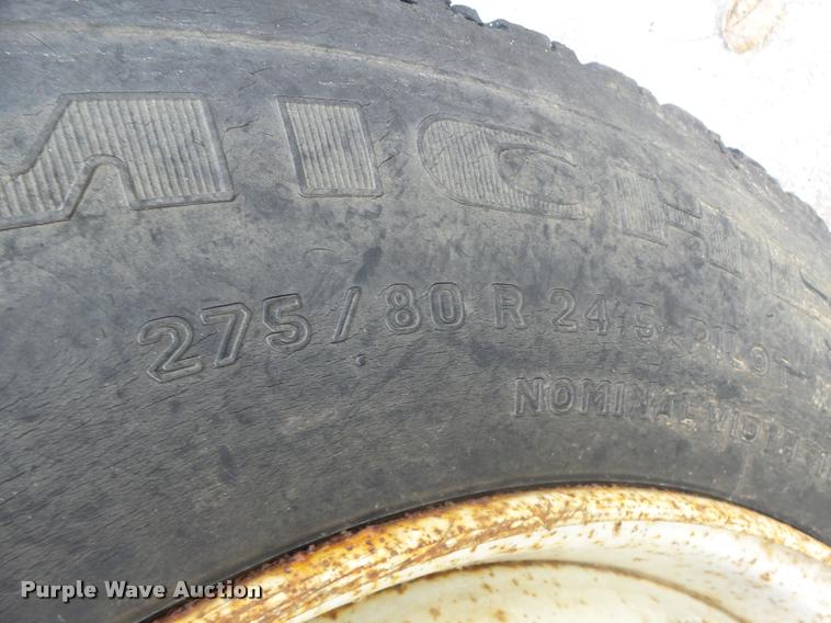 image for item K5572 Axles and tires