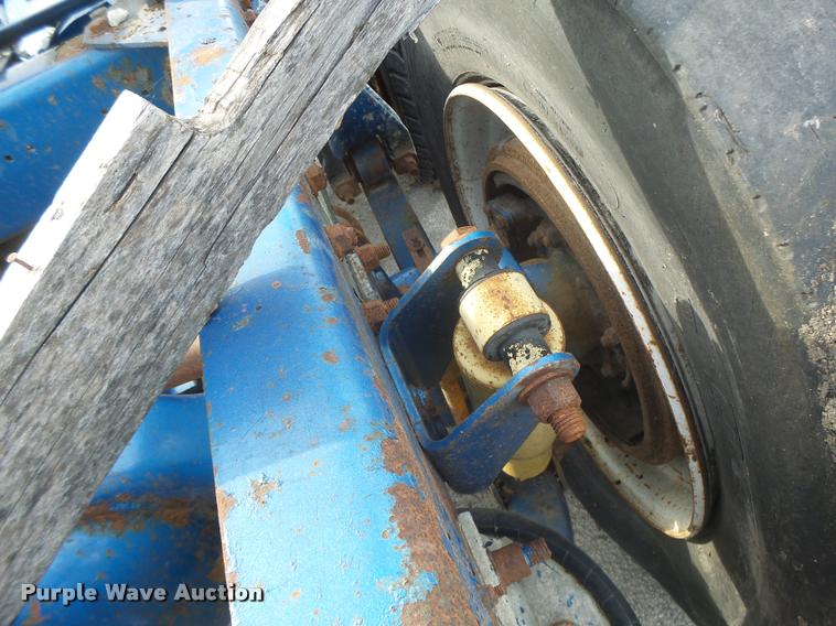 image for item K5572 Axles and tires