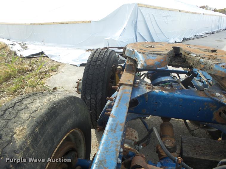 image for item K5572 Axles and tires