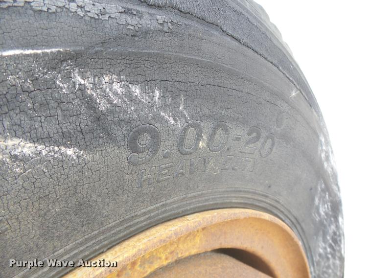 image for item K5572 Axles and tires
