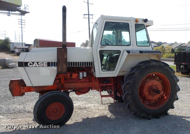 image for item L3575 1980 Case 2590 tractor