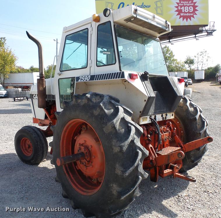 image for item L3575 1980 Case 2590 tractor