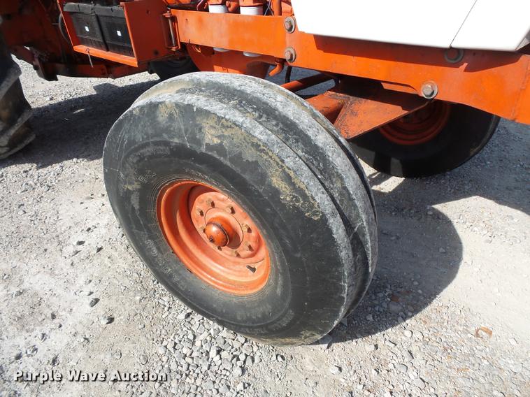 image for item L3575 1980 Case 2590 tractor