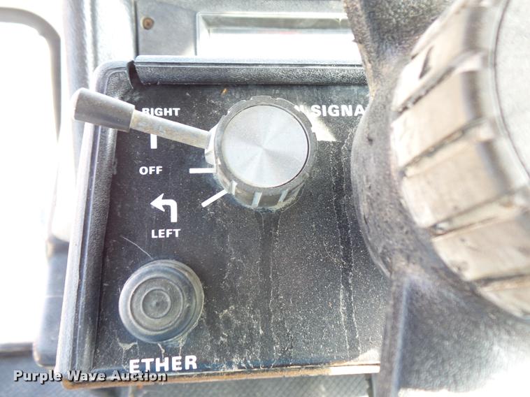 image for item L3575 1980 Case 2590 tractor