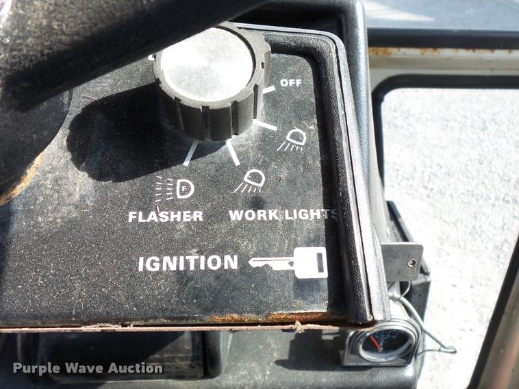 image for item L3575 1980 Case 2590 tractor