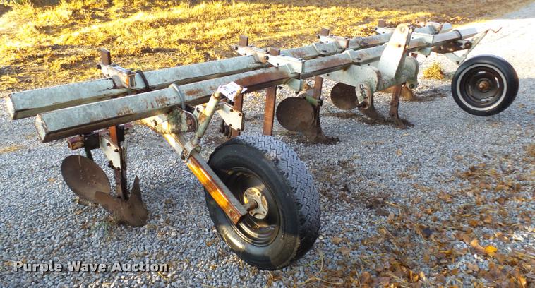 image for item L4130 Orthman hiller