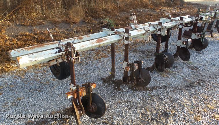 image for item L4130 Orthman hiller