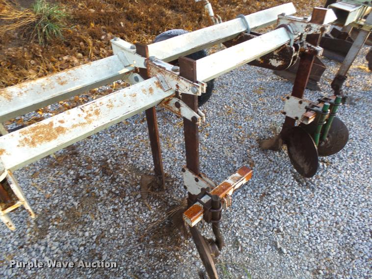 image for item L4130 Orthman hiller