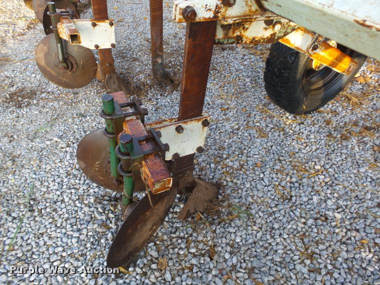 image for item L4130 Orthman hiller