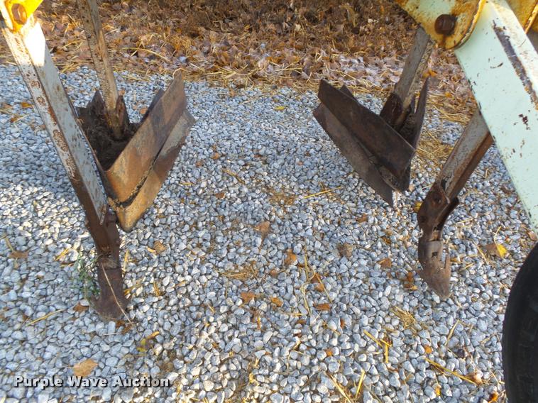 image for item L4131 Orthman 6R36 hiller