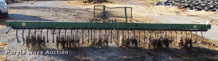 image for item L4134 John Deere 400 rotary hoe
