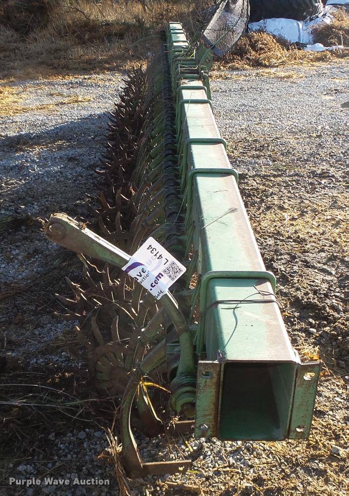 image for item L4134 John Deere 400 rotary hoe