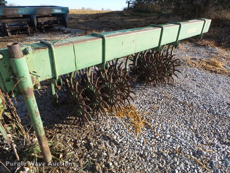 image for item L4134 John Deere 400 rotary hoe