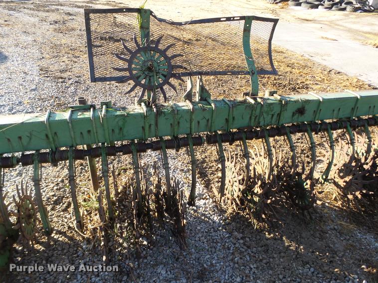 image for item L4134 John Deere 400 rotary hoe