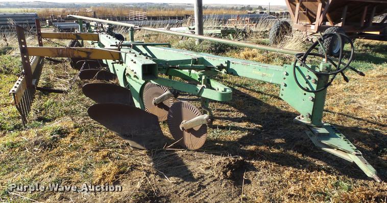 image for item L4136 John Deere five bottom plow
