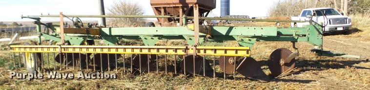 image for item L4136 John Deere five bottom plow