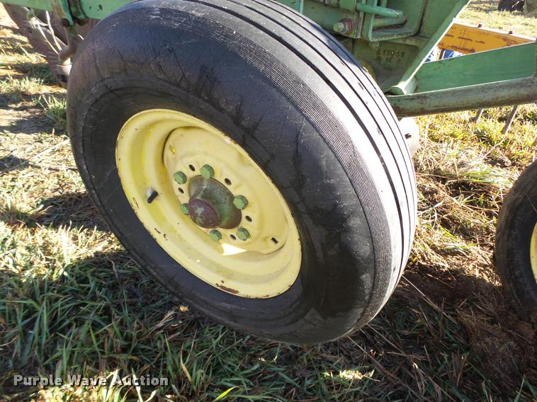 image for item L4136 John Deere five bottom plow