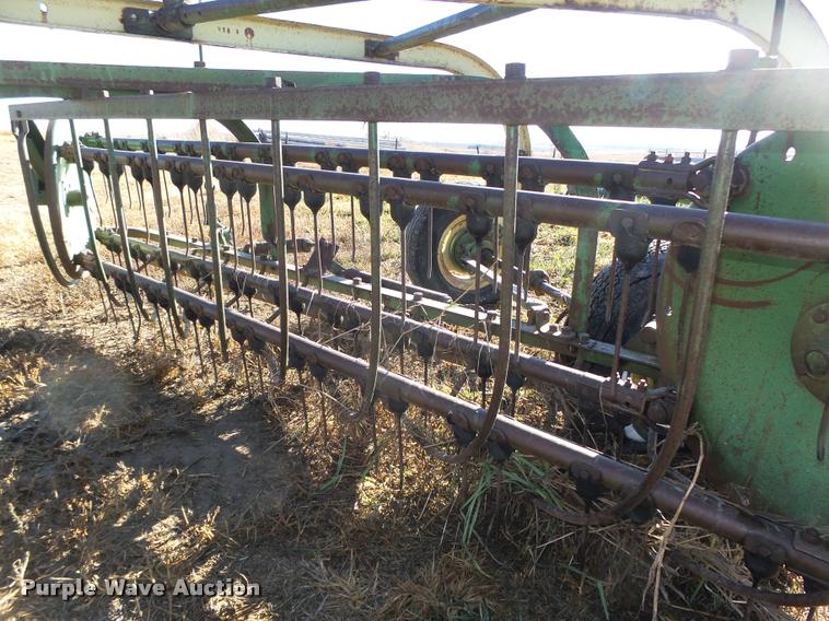 image for item L4137 John Deere 894A hay rake