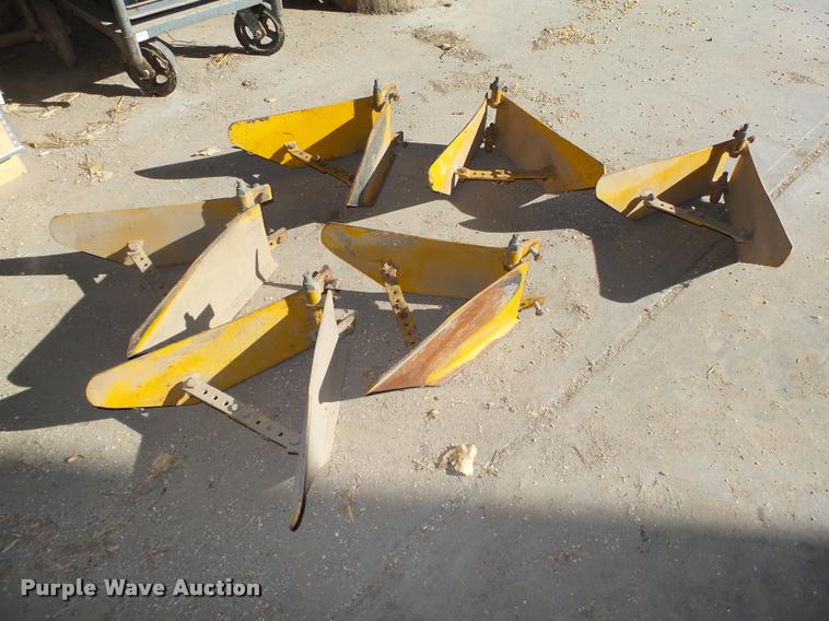 image for item L4139 Eversman 6R36 cultivator