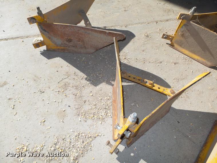 image for item L4139 Eversman 6R36 cultivator