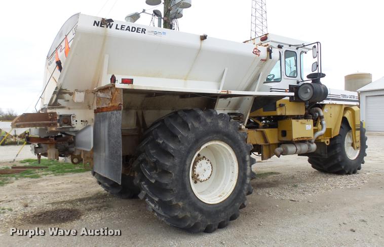 image for item L7161 1995 Ag-Chem TerraGator 1903 self-propelled applicator