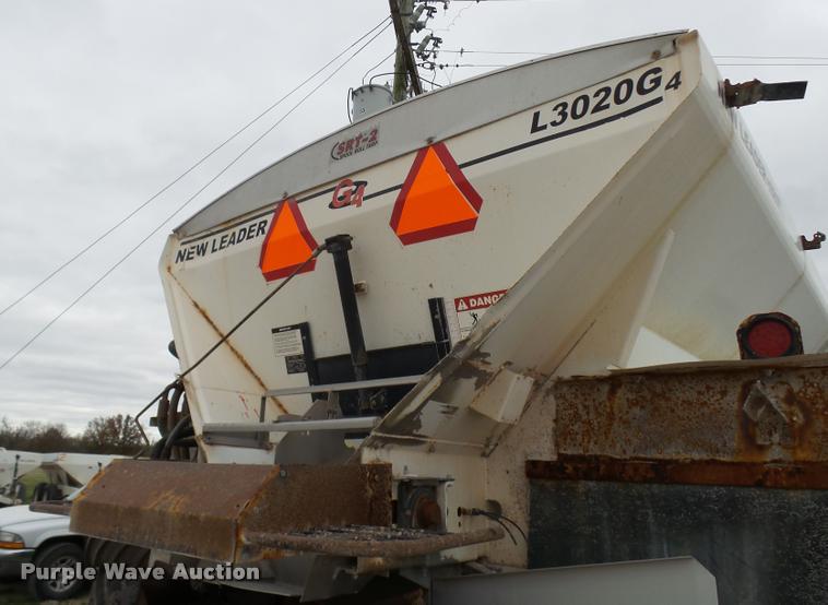 image for item L7161 1995 Ag-Chem TerraGator 1903 self-propelled applicator