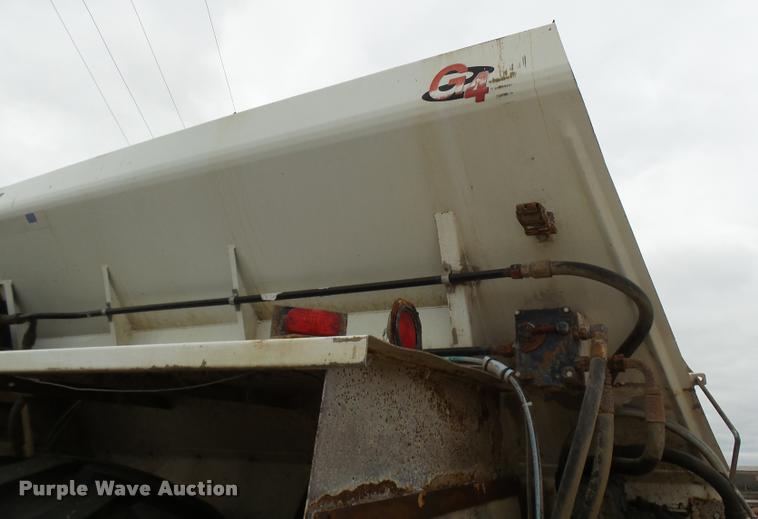 image for item L7161 1995 Ag-Chem TerraGator 1903 self-propelled applicator