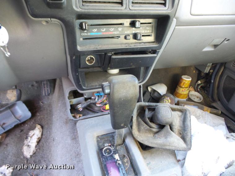 image for item AG9156 1995 Isuzu Rodeo SUV