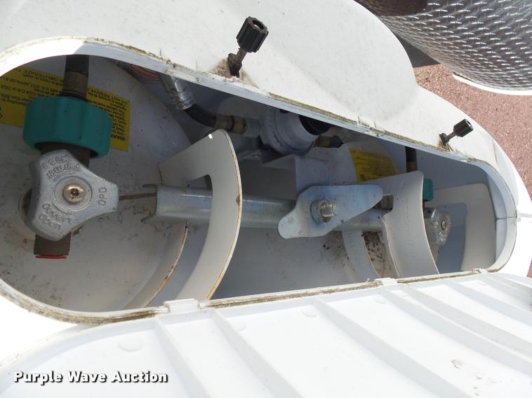 image for item AL9056 2013 Lacrosse Luxury Lite 311 camper