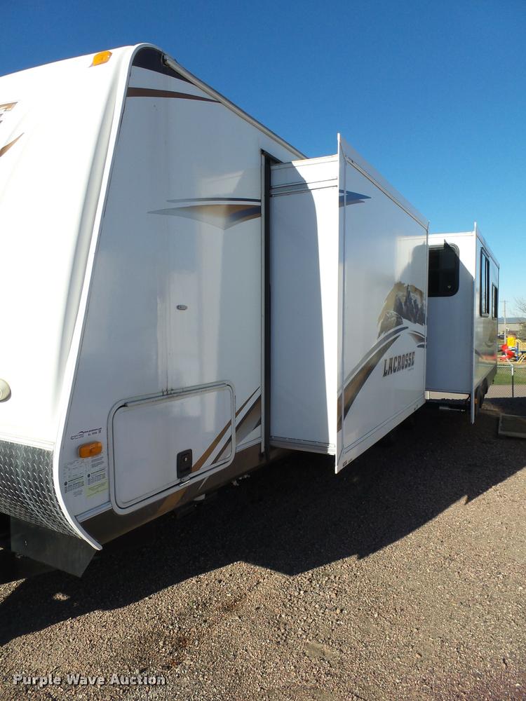 image for item AL9056 2013 Lacrosse Luxury Lite 311 camper