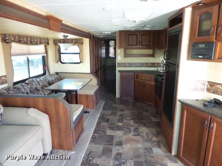 image for item AL9056 2013 Lacrosse Luxury Lite 311 camper