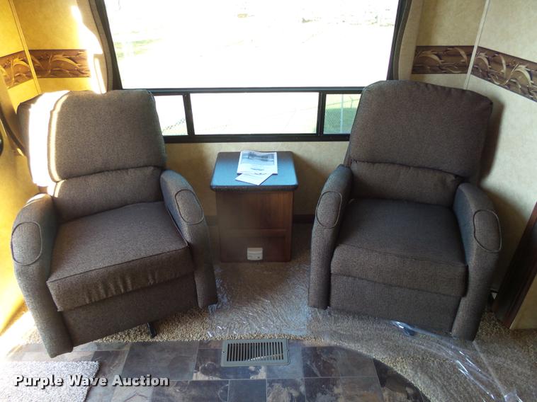 image for item AL9056 2013 Lacrosse Luxury Lite 311 camper