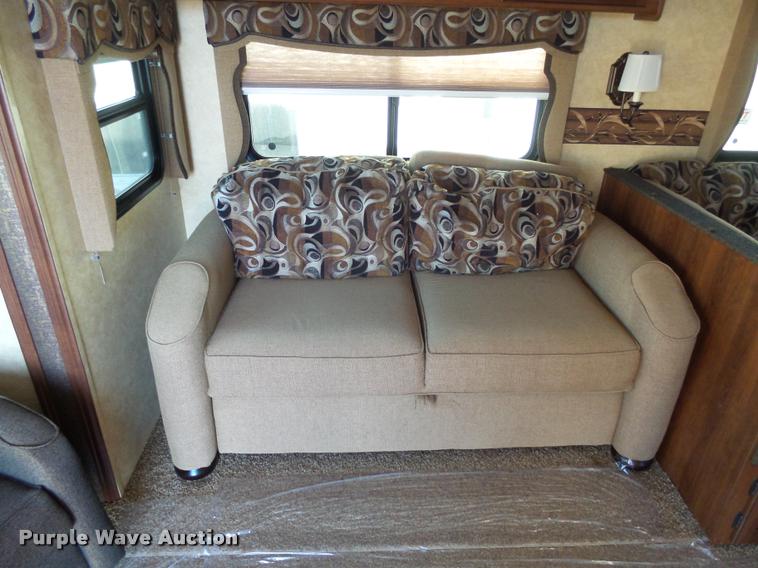 image for item AL9056 2013 Lacrosse Luxury Lite 311 camper