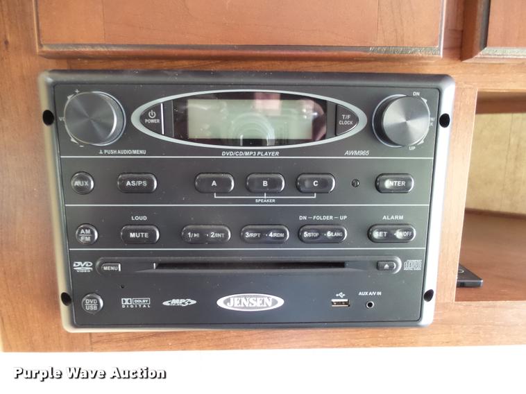 image for item AL9056 2013 Lacrosse Luxury Lite 311 camper