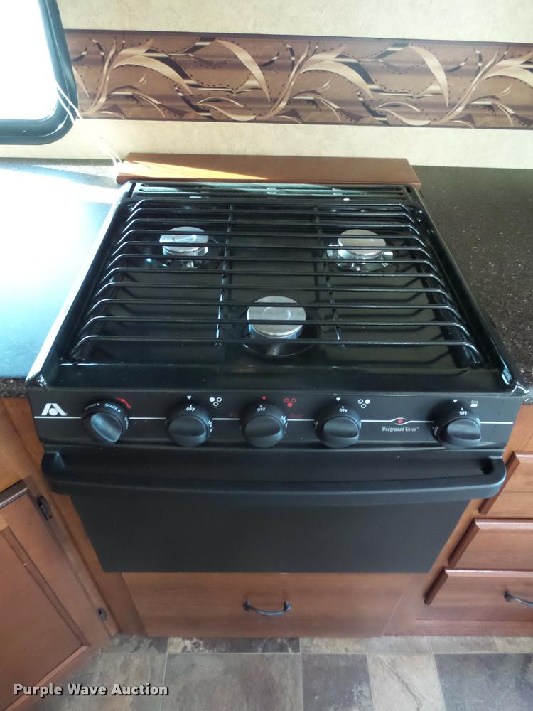 image for item AL9056 2013 Lacrosse Luxury Lite 311 camper