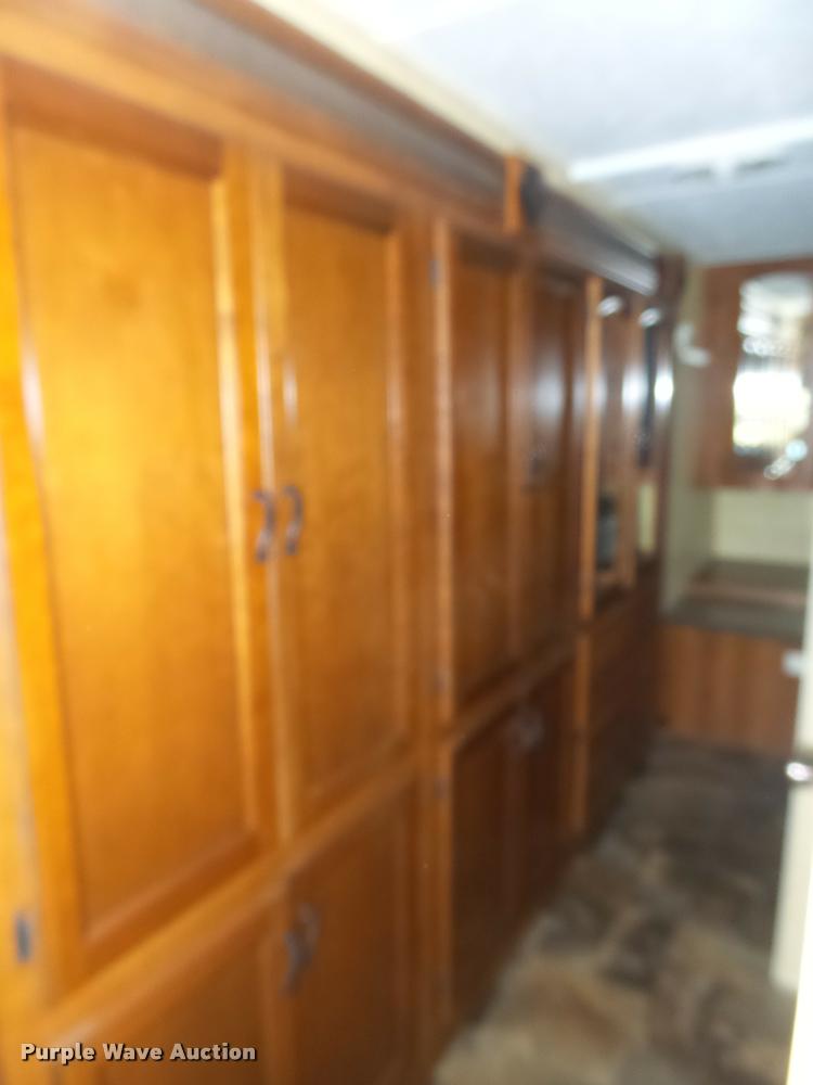 image for item AL9056 2013 Lacrosse Luxury Lite 311 camper