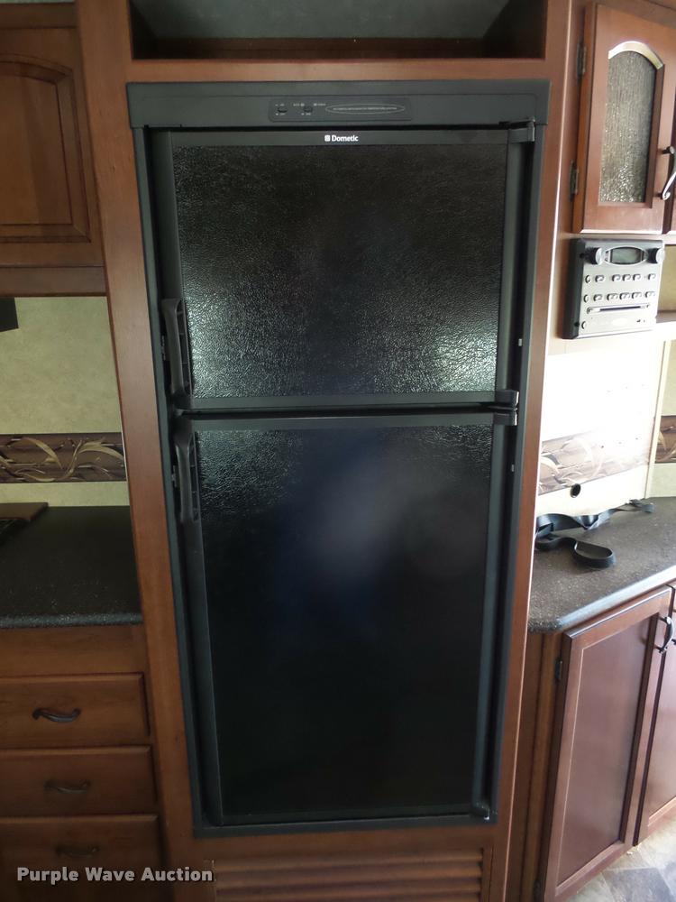 image for item AL9056 2013 Lacrosse Luxury Lite 311 camper