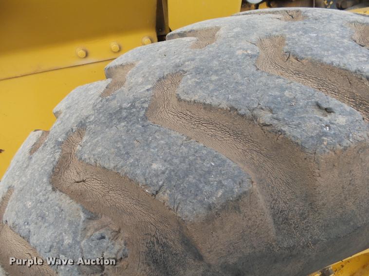 image for item BM9589 Caterpillar 910 wheel loader