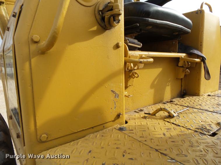 image for item BM9589 Caterpillar 910 wheel loader