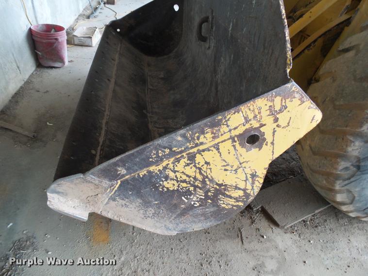 image for item BM9589 Caterpillar 910 wheel loader