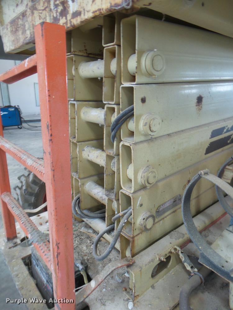 image for item BW9127 JLG 40RTS scissor lift