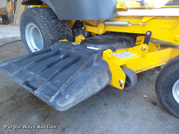 image for item BW9128 2015 Hustler FasTrak 933432 lawn mower