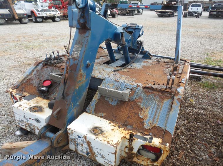 image for item BW9550 Century 211 tow truck bed