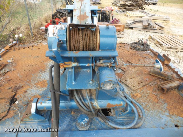 image for item BW9550 Century 211 tow truck bed