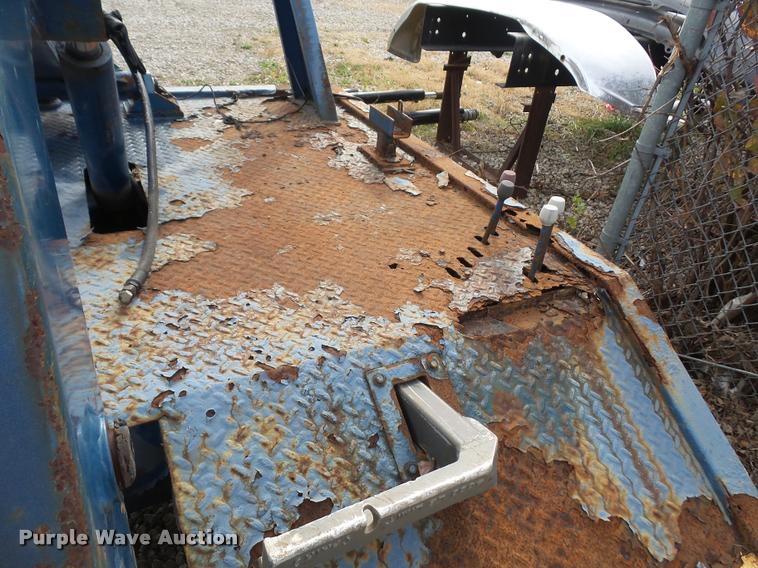 image for item BW9550 Century 211 tow truck bed