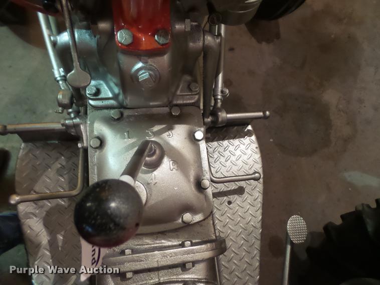 image for item BW9560 1950 Ferguson TO-20 tractor