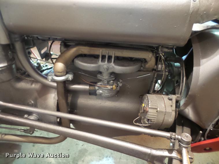 image for item BW9560 1950 Ferguson TO-20 tractor