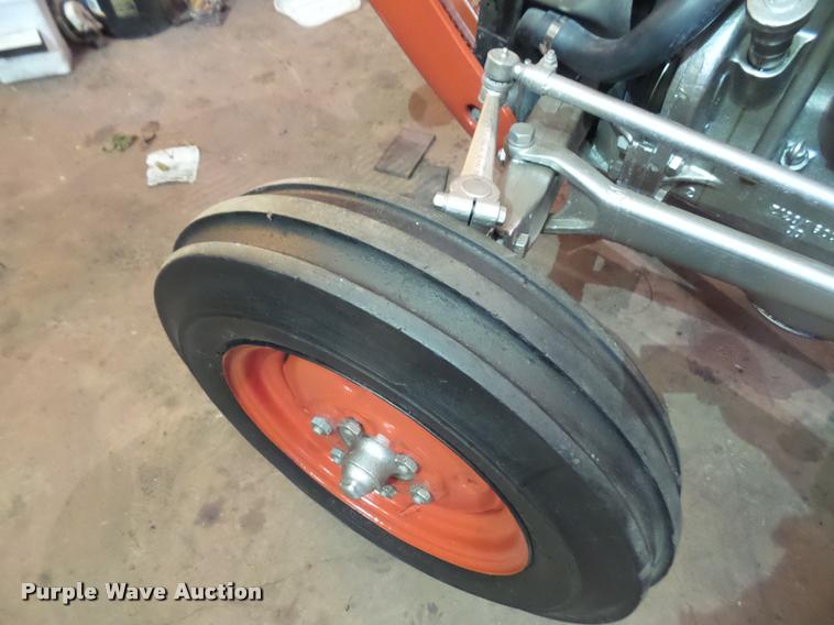 image for item BW9560 1950 Ferguson TO-20 tractor