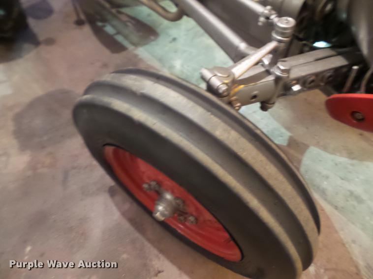 image for item BW9560 1950 Ferguson TO-20 tractor